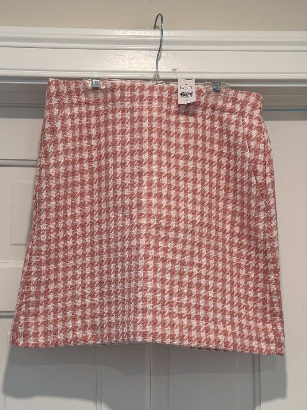 Beautiful Pink Skirt with Pockets - NEW!!